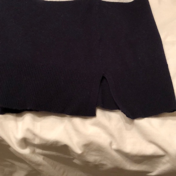 FIRM-Color block soft knit sweater - Picture 2 of 5